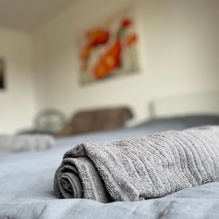 Schoene Zentrale Zimmer In Wilhelmshaven Lejlighed Eksteriør billede