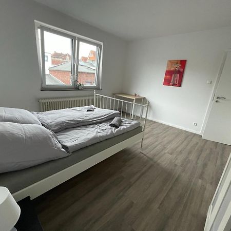 Schoene Zentrale Zimmer In Wilhelmshaven Lejlighed Eksteriør billede