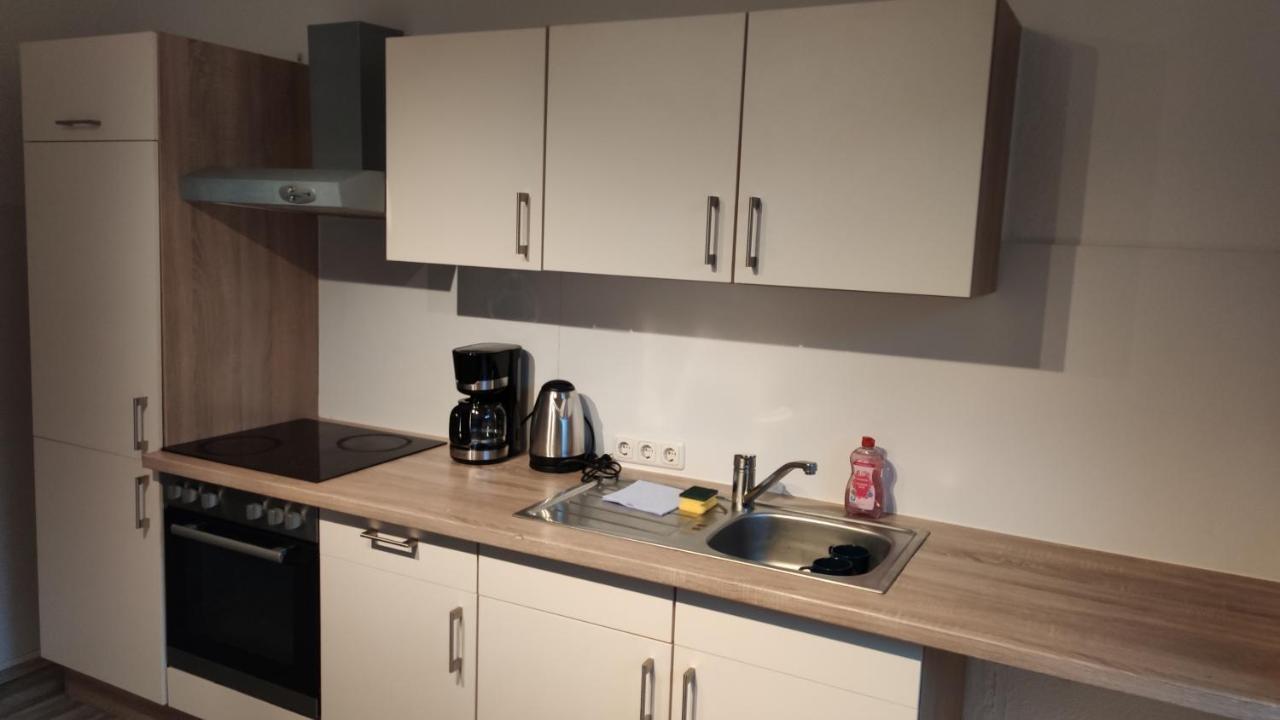 Schoene Zentrale Zimmer In Wilhelmshaven Lejlighed Eksteriør billede