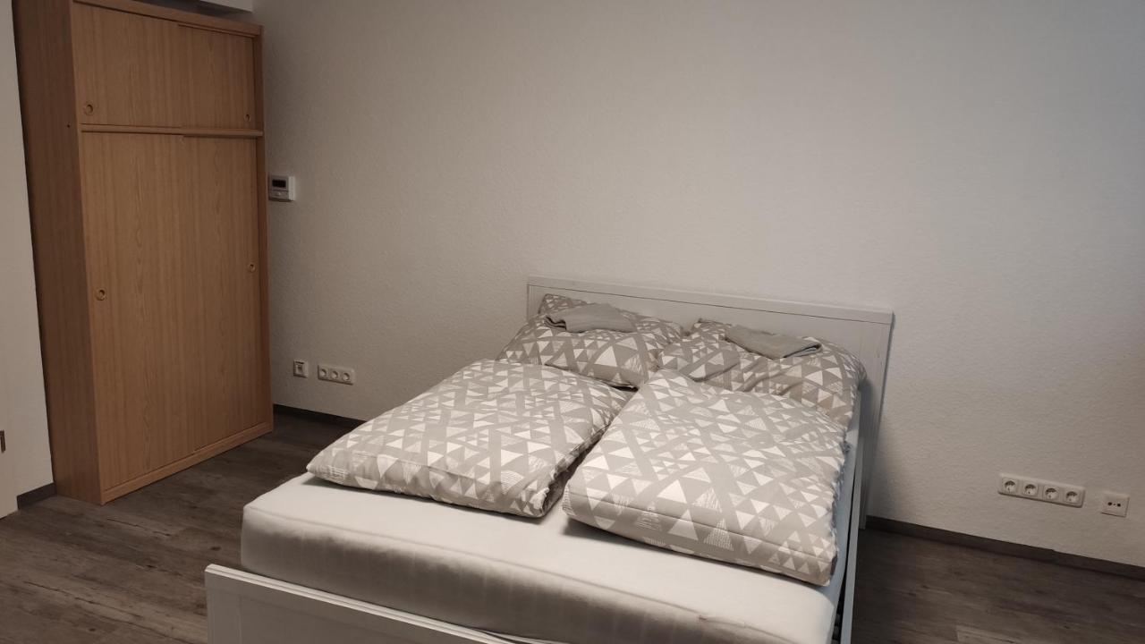 Schoene Zentrale Zimmer In Wilhelmshaven Lejlighed Eksteriør billede